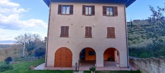 5 rooms Apartment in Bettona, Italy No. 136729 45