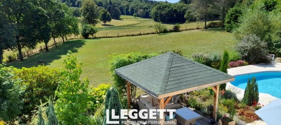 3 bedrooms House in Neuvic, France No. 107279 9