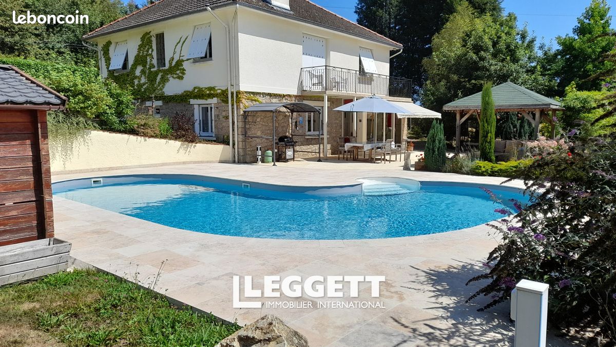 3 bedrooms House in Neuvic, France No. 107279