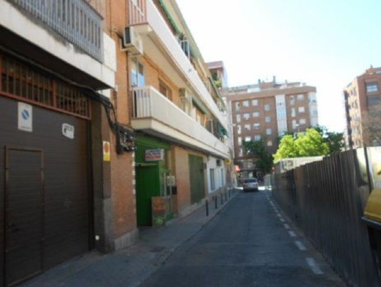 Garage à Madrid, Spain 172m² No. 207751