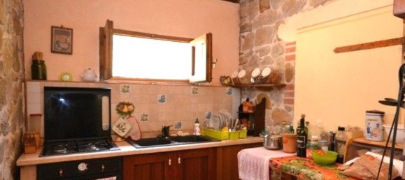 7 rooms House in Manciano, Italy No. 144308 8
