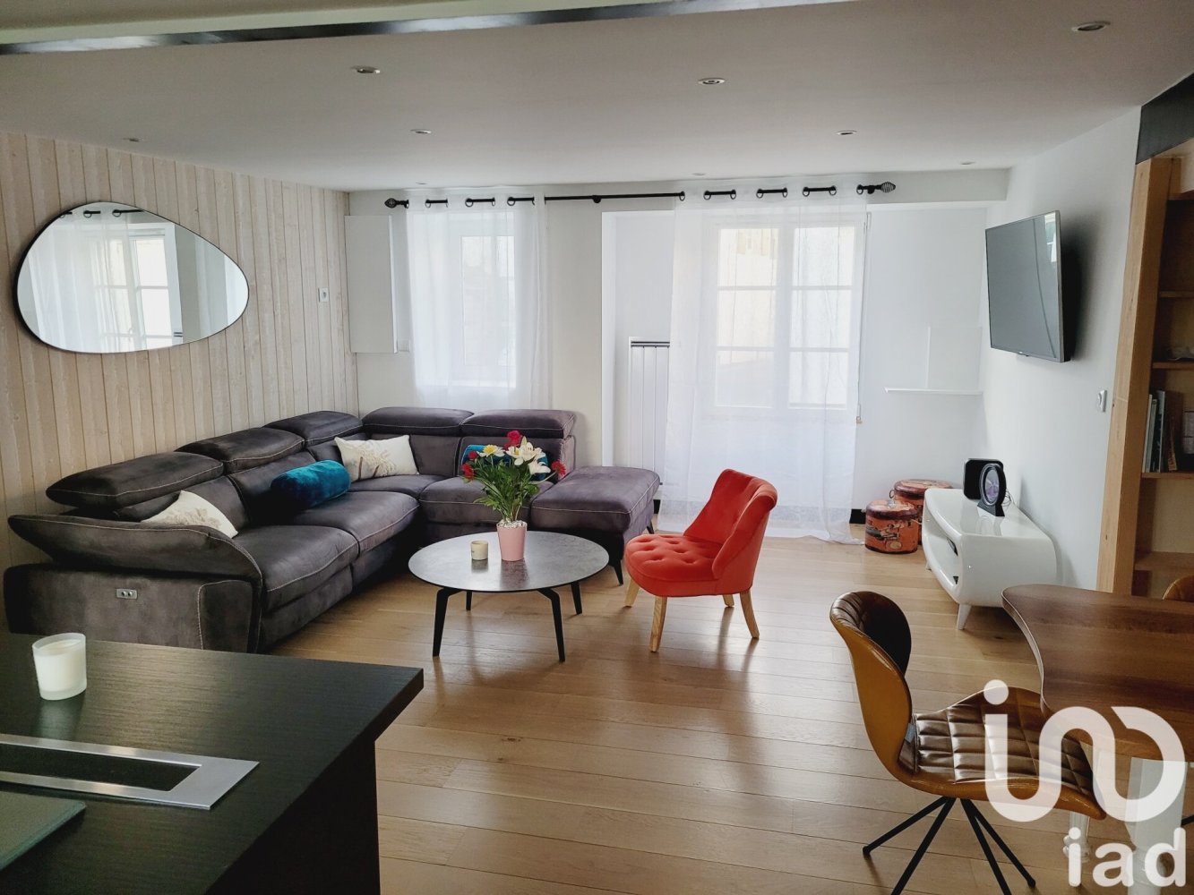 3 bedrooms Castles in La Flotte, France No. 100827