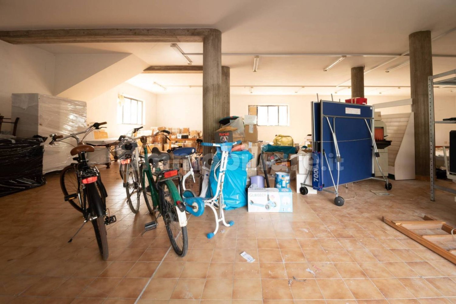 2 rooms Commercial property in Grottammare, Italy No. 284869