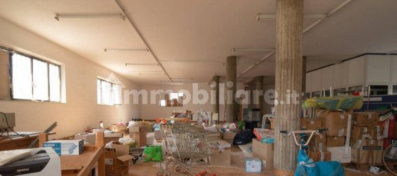 2 rooms Commercial property in Grottammare, Italy No. 284869 2