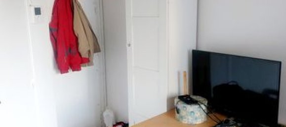 1 bedroom Apartment in Paris, France No. 310739 3