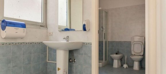 Propriété commerciale à Castel Guelfo di Bologna, Italy 485m² No. 375071 10