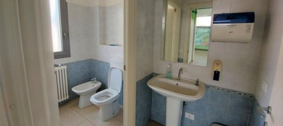 Propriété commerciale à Castel Guelfo di Bologna, Italy 485m² No. 375071 4