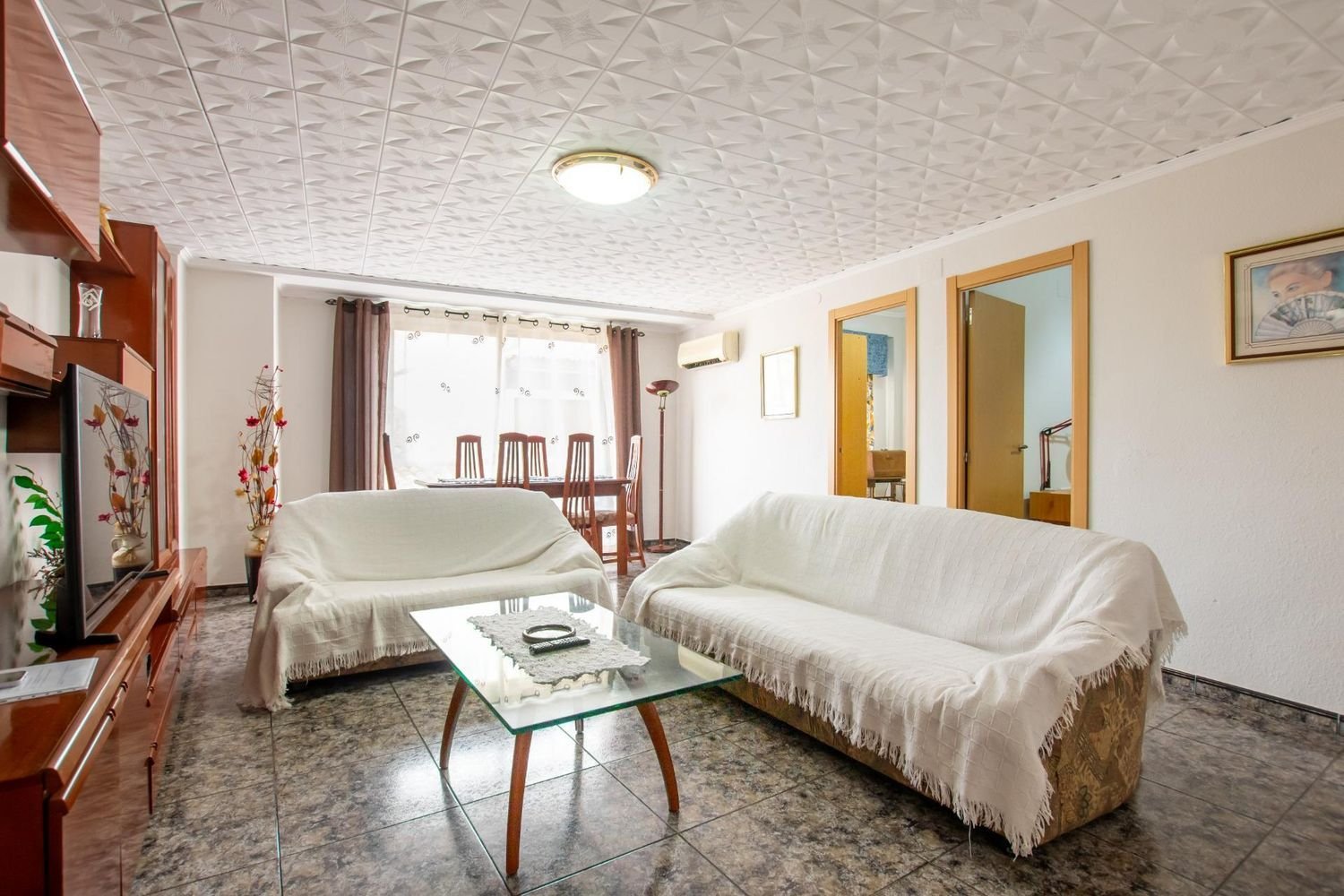 4 bedrooms Apartment in Valencia, Spain No. 231812