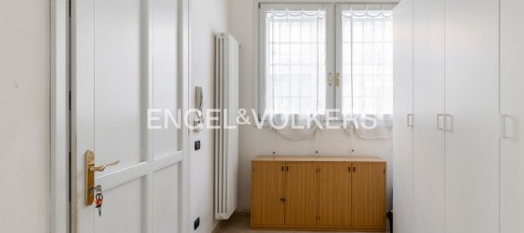 6 rooms Apartment in Bologna, Italy No. 128090 9
