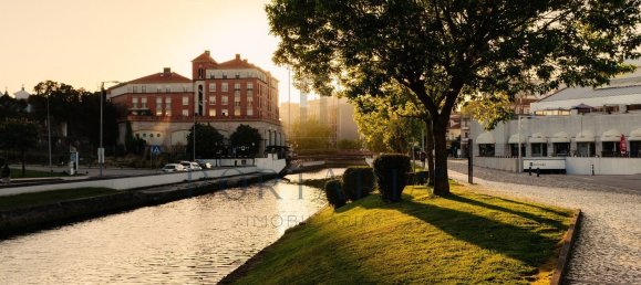 4 bedrooms House in Aveiro, Portugal No. 186723 14