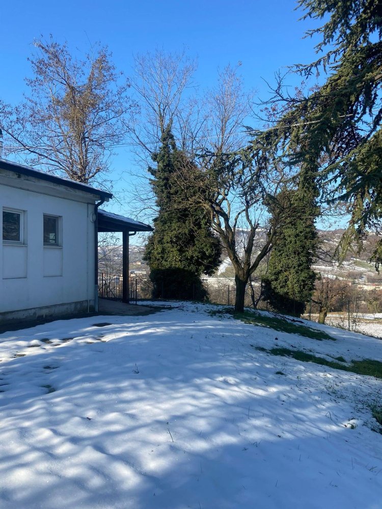 5 rooms House in Sassuolo, Italy No. 188775