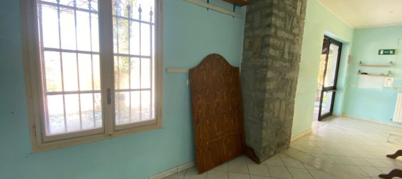 5 rooms House in Sassuolo, Italy No. 188775 4