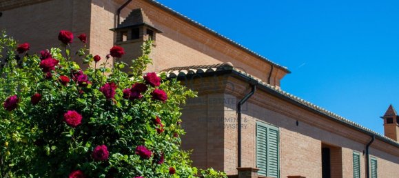 4 Schlafzimmer Villa in Roseto degli Abruzzi, Italy, Nr. 404393 4