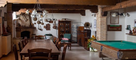 4 Schlafzimmer Villa in Roseto degli Abruzzi, Italy, Nr. 404393 8