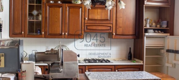 4 Schlafzimmer Villa in Roseto degli Abruzzi, Italy, Nr. 404393 9