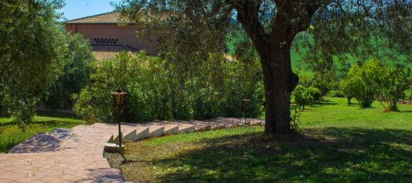 4 Schlafzimmer Villa in Roseto degli Abruzzi, Italy, Nr. 404393 12