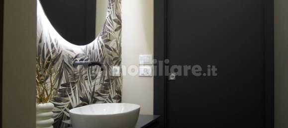 3 bedrooms Apartment in Bologna, Italy No. 281353 10