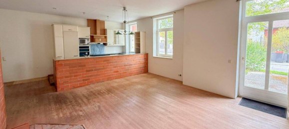 8 rooms House in Bruck an der Leitha, Austria No. 157325 6