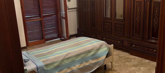 Дом с 3 комнатами в Атри, Италия № 254453 2