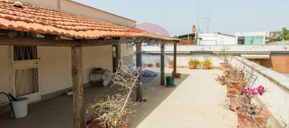 5 rooms Apartment in Gravina di Catania, Italy No. 138710 3