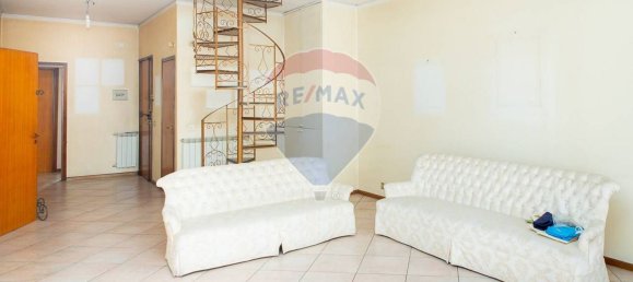 5 rooms Apartment in Gravina di Catania, Italy No. 138710 9