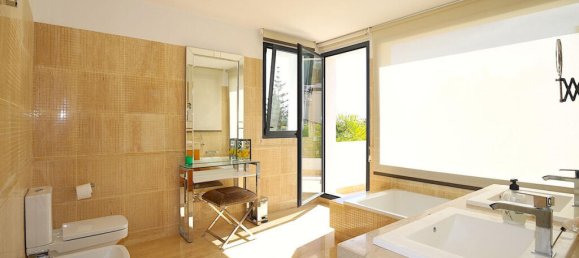 Villa de 6 dormitorios en Marbella, Spain No. 39048 36