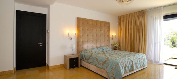 Villa de 6 dormitorios en Marbella, Spain No. 39048 37