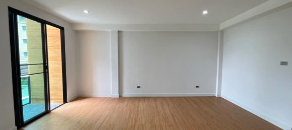 4 bedrooms Bungalow in Bangkok, Thailand No. 22587 13