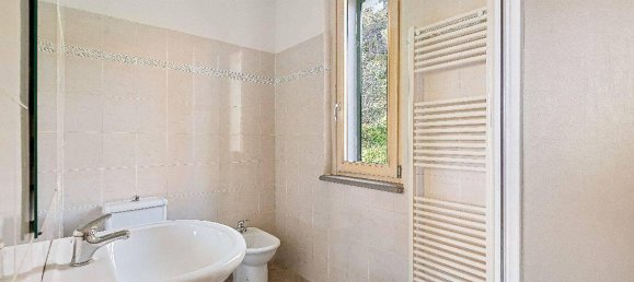 3غرفة فيلا في Ameglia, Italy رقم 29560 11