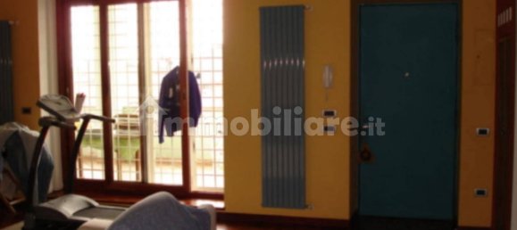 Apartamento de 2 dormitorios en Naples, Italy No. 320056 8