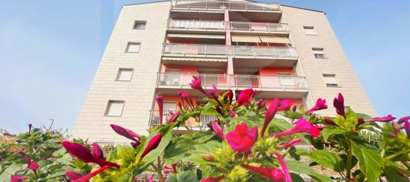 2 rooms Apartment in Termoli, Italy No. 26597 2