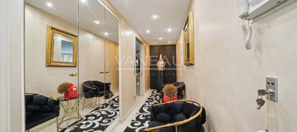 2 rooms Apartment in Paris, France No. 138135 10