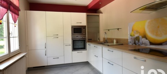 3 bedrooms House in Blois, France No. 261459 5