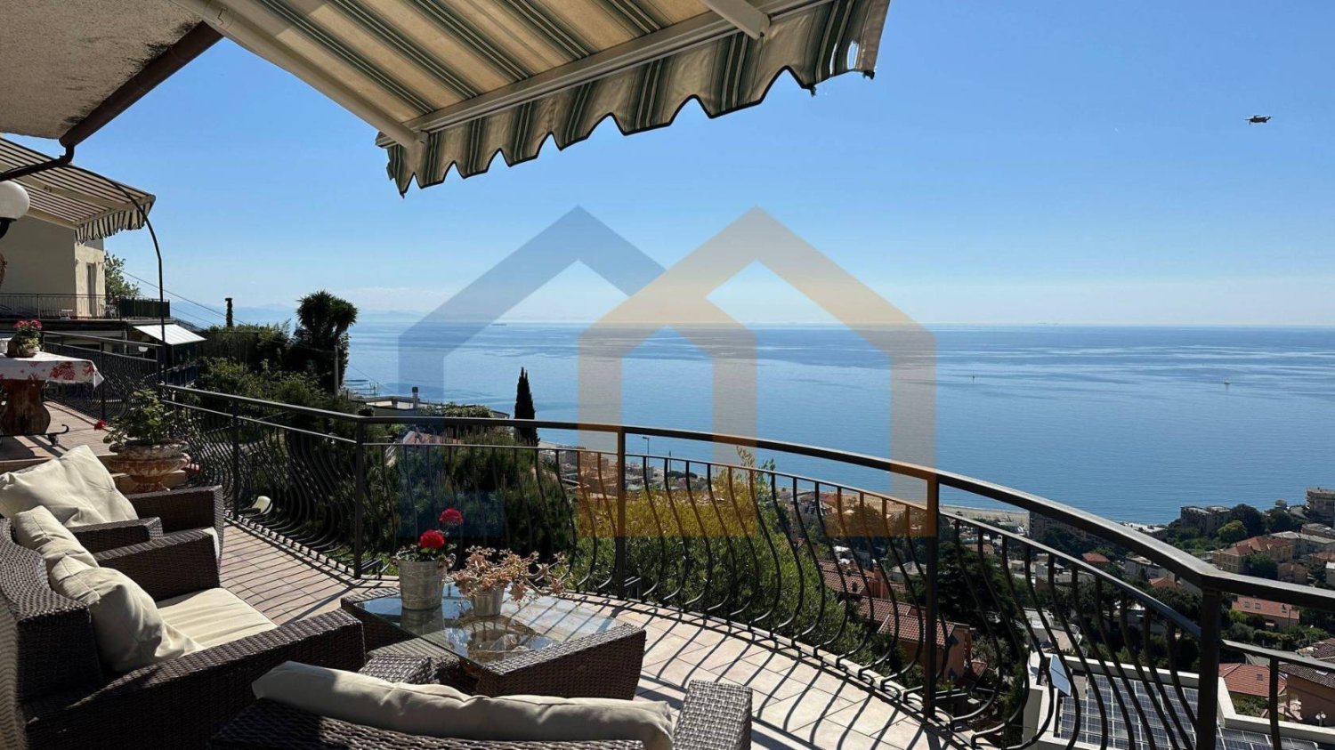 3 غرف نوم فيلا في Albissola Marina, Italy رقم 292365