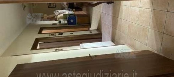 Villa de 9 divisões em Giugliano in Campania, Italy N.º 13975 18