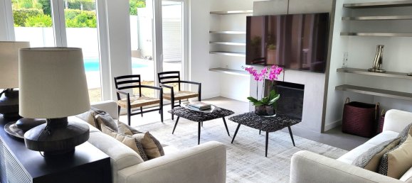 5 bedrooms Villa in Cascais, Portugal No. 136544 2