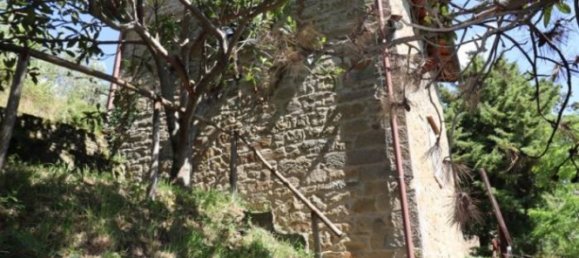 5 Schlafzimmer Haus in Loro Ciuffenna, Italy, Nr. 166687 36