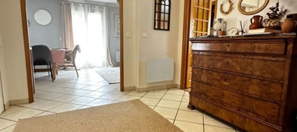 4 bedrooms House in Noiseau, France No. 331317 8