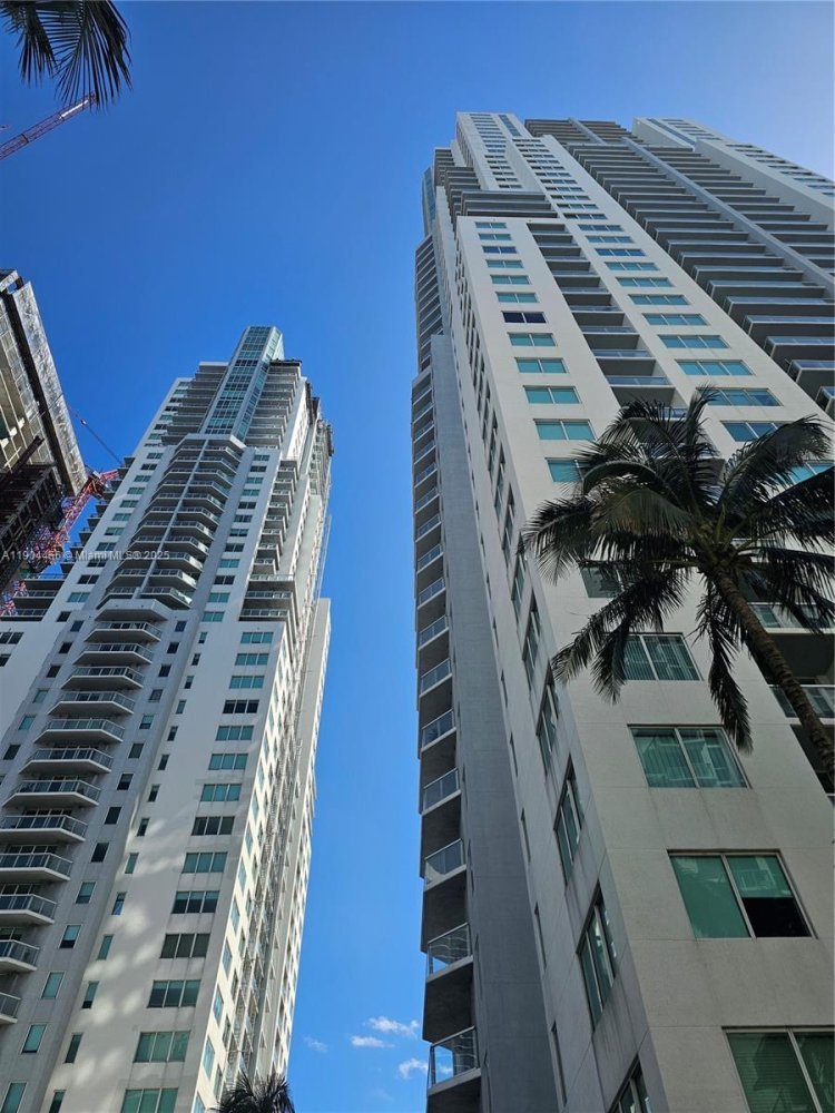 1 غرف نوم عقار تجاري في Miami, USA رقم 615865