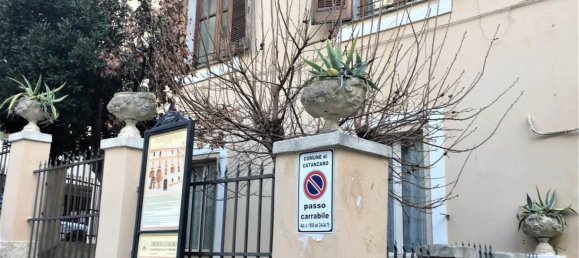 1 bedroom Apartment in Catanzaro, Italy No. 213400 2