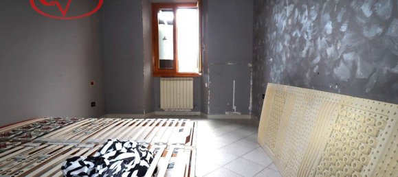 4 rooms Apartment in Montevarchi, Italy No. 283050 18