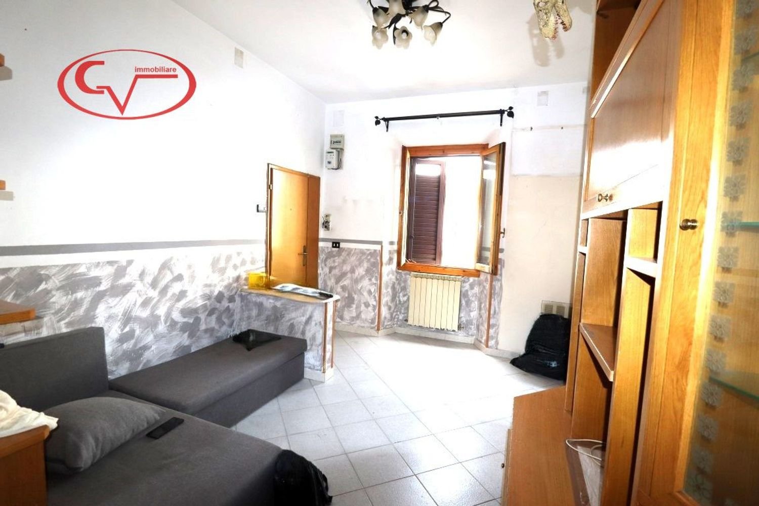 4 rooms Apartment in Montevarchi, Italy No. 283050