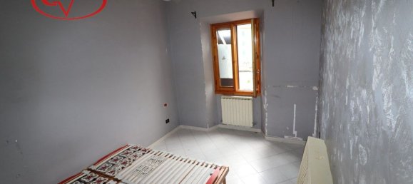 4 rooms Apartment in Montevarchi, Italy No. 283050 17
