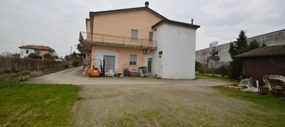 Вилла с 14 спальнями в Павия, Италия № 359508 33