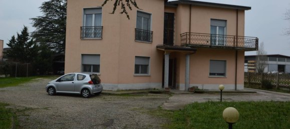 Вилла с 14 спальнями в Павия, Италия № 359508 28