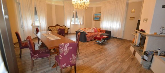 Вилла с 14 спальнями в Павия, Италия № 359508 22