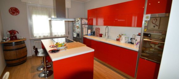 Вилла с 14 спальнями в Павия, Италия № 359508 9