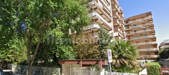 6 bedrooms Apartment in Foggia, Italy No. 186757 3