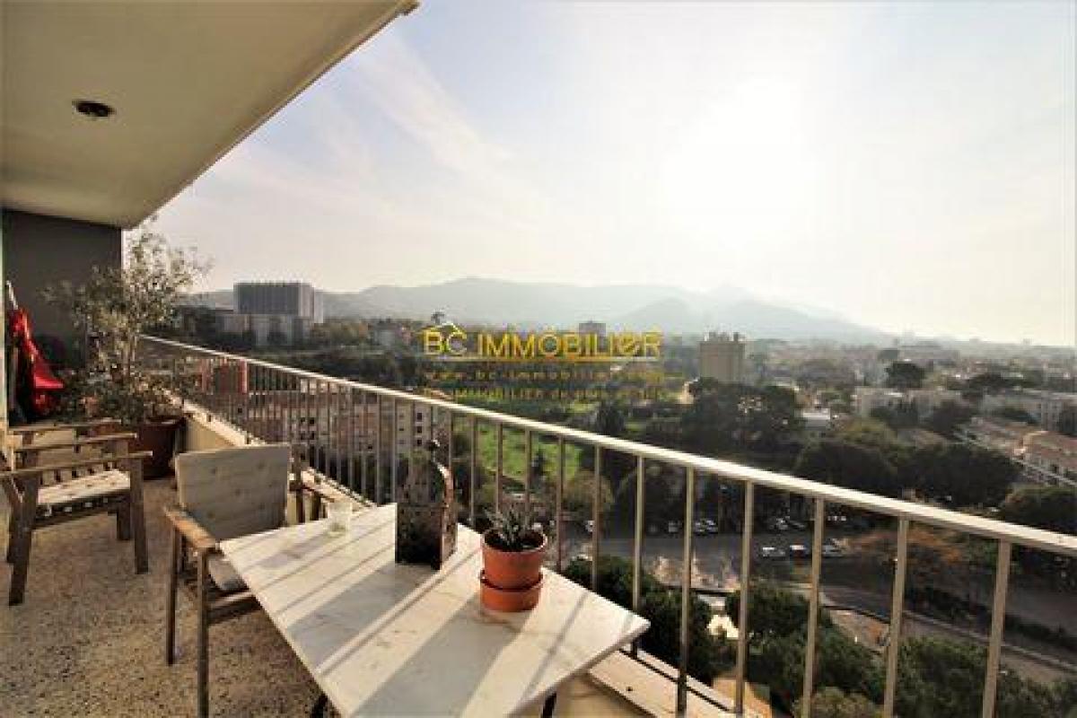 4 Schlafzimmer Eigentumswohnung in Marseille, France, Nr. 15615