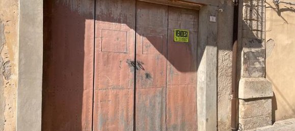 25m² Garage in Chiaramonte Gulfi, Italy No. 297563 2